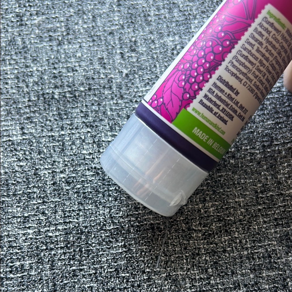 Humankind Moisturizing Hand Scrub - Purple - Picture 3 of 3